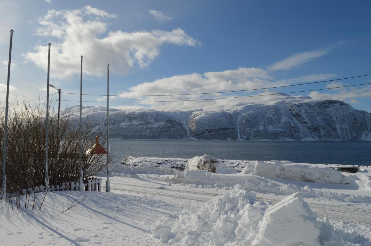 Lyngenfjord, Froyas Hus Villa Olderdalen Exterior photo